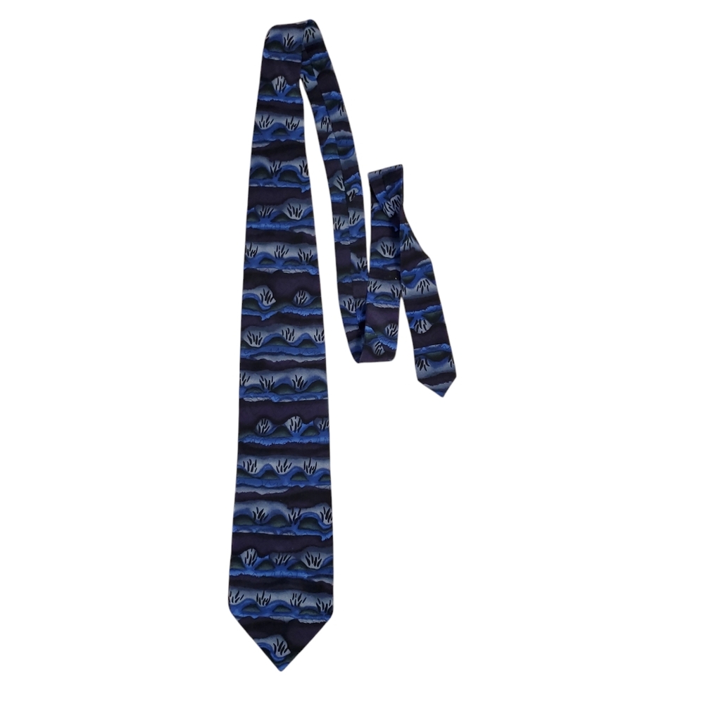 J. Garcia Tie 100% Silk Collection Fourteen Duckworm Alarm